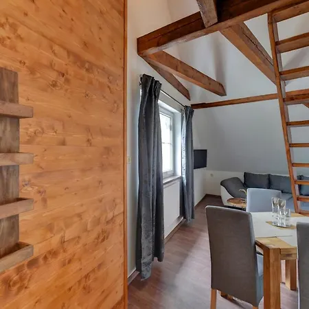 Blatensky House 393 - Apartma 3 * 阿贝尔塔米
